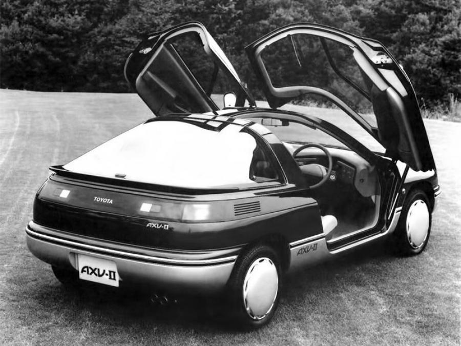  Toyota AXV-II 1987 года  (фото 4 из 5)